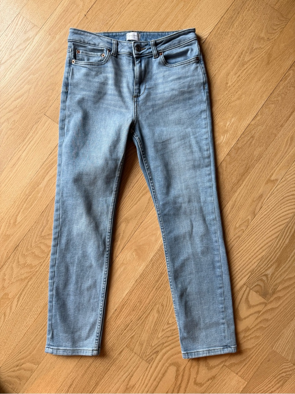7 Diamonds Cara Light Wash Ankle Skinny Jeans